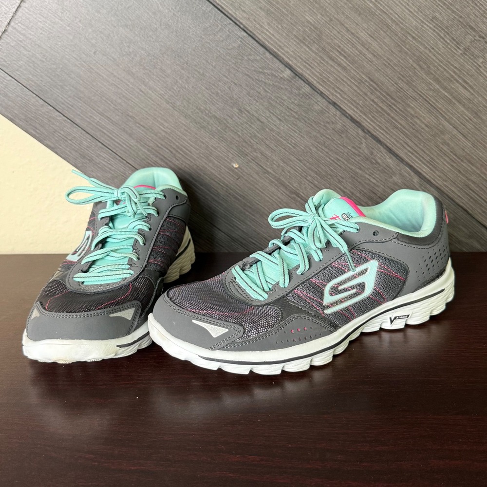 Skechers GOwalk Flash Women's Walking Shoes Gray Pink Size 7 Activewear
